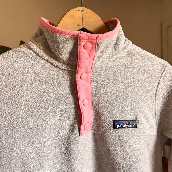 Patagonia Pink Pull Over Fleece Size XS Women’s - Picture 3 of 4